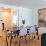 Appartement Afurada Riverfront 2br By Lovelystay *