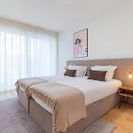 Afurada Riverfront 2br By Lovelystay Apartament *