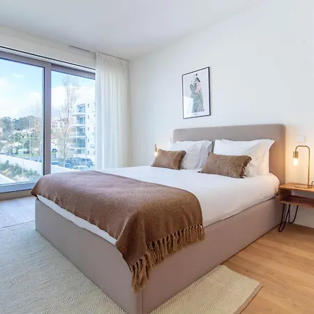 Apartment Afurada Riverfront 2br By Lovelystay