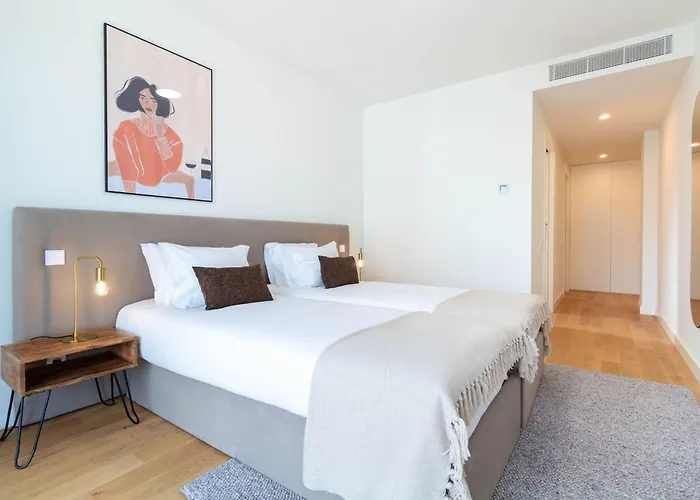 Apartment Afurada Riverfront 2br By Lovelystay *