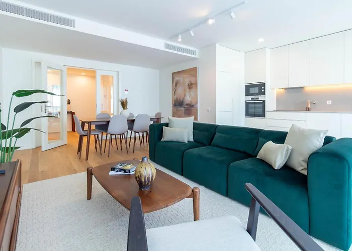 Afurada Riverfront 2br By Lovelystay