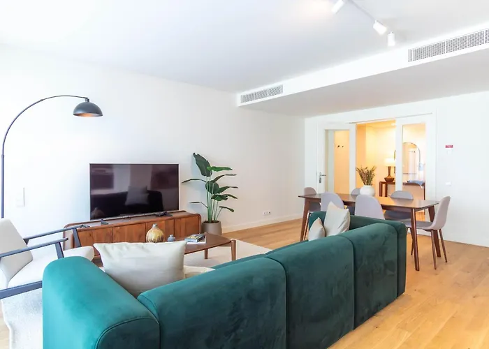 Afurada Riverfront 2br By Lovelystay *